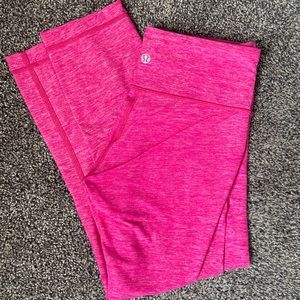 Hot Pink Lululemon Cropped Leggings (size 4)